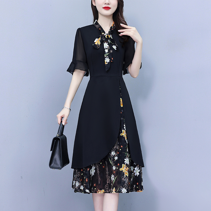 2026 Kadın Siyah Patchwork Çiç - Midi Skirt Floral incelemesi ve fiyatı